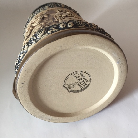 Intriguing Antique stone beer stein by Gerzit  Decorative only. Ideal Condition - Picture 4 of 5